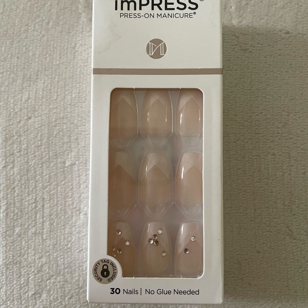 imPRESS PureFit Press-On Nails
